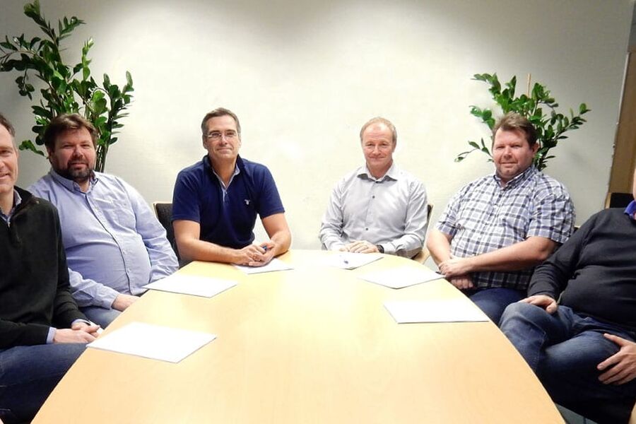 Norconsult kjøper rådgiverselskapet DeltaTek. Fra venstre: Henning Vellene, Trond Baglo, John Kristiansen, Bård S. Hernes, Geir Baglo og Thomas Kielland. (Foto: Norconsult)