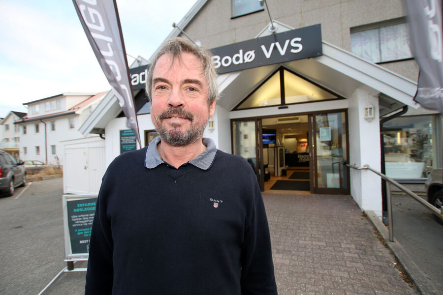 Daglig leder i Bodø VVS J. Willulmsen AS, Kurt Eilertsen, er klokkeklar på at arbeidet skal gjøre skikkelig første gang.  Reklamasjoner koster tid og penger, sier Kurt Eilertsen. 