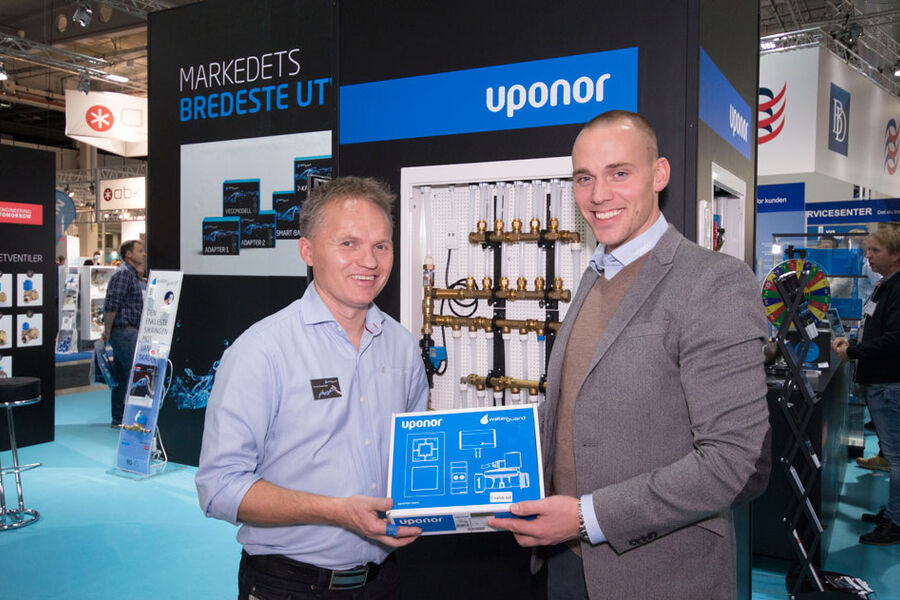 Salgssjef Trond Sivertsen i Waterguard og salgssjef Kristian Langebeck i Uponor kunne glede seg over stor interesse for lakkasjesikringsløsningene under VVS Dagene.