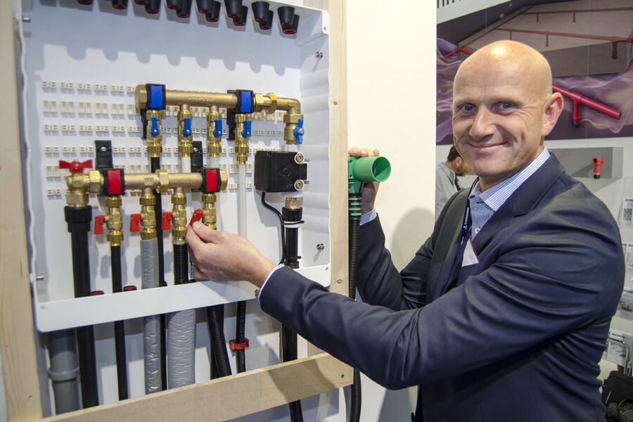 Kenneth Riisa, produktsjef varme og sanitær hos Armaturjonsson er en av foredragsholderne under morgendagens seminar om vannlekkasjer fra rørinstallasjoner i bygg. 
