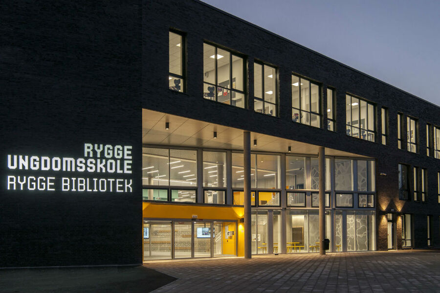 	Rambøll har hatt prosjekteringsledelse og vært fremdriftskoordinatorer, samt rådgivende innen RI Bygg, VVS, elektro, akustikk, brann, samferdsel, geoteknikk, samt integrert teknisk byggeledelse.