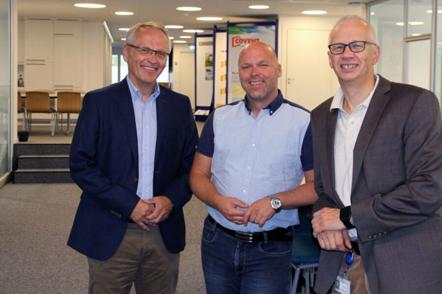 Arne Steinsvik, dagleg leier Nordplan, Paul Rune Ingebrigtsen, dagleg leiar Enøk-senteret, og Elling Dybdal, konsernsjef i Tussa. 