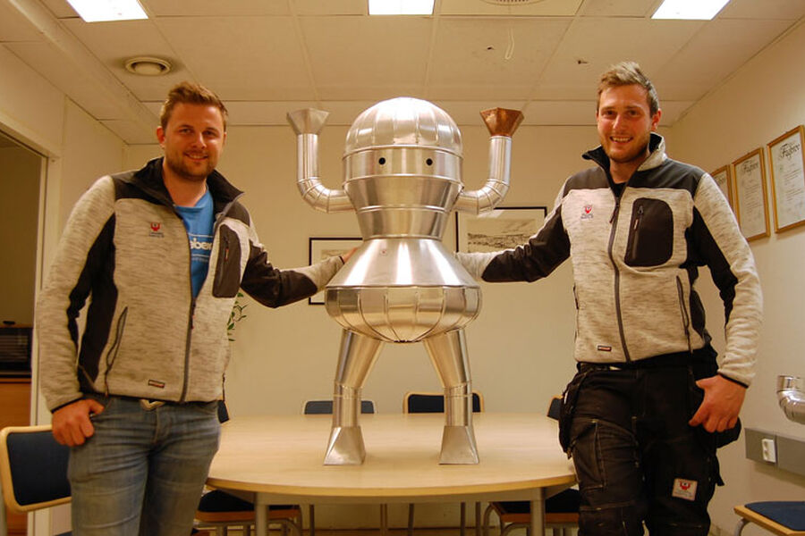 Brødrene Henning og Harald Otnes, henholdsvis daglig leder og driftssjef, vil prioritere satsingen mot rørleggerne og VVS-bransjen fremover. 