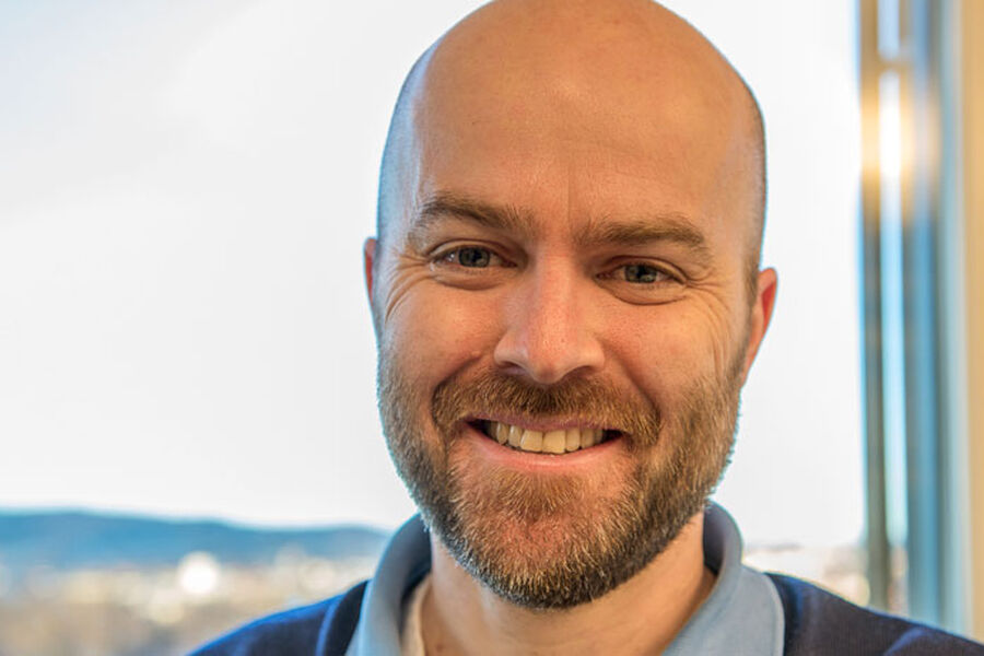 Rolf Iver Mytting Hagemoen, daglig leder i Norsk Varmepumpeforening (NOVAP), er glad for at DiBK endret og skjerpet kravet til energifleksibilitet i bygg over 1.000 m². 