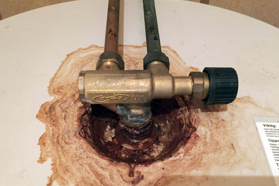 Mange tenker at en varmtvannsbereder varer evig, men det stemmer ikke.