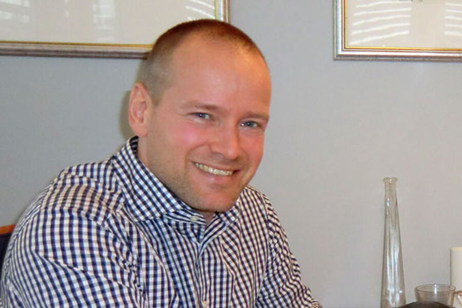 Sjefen hos K. Lund oppfordrer hele bransjen til å framsnakke fagarbeideren, slik at rekrutteringen blir tilstrekkelig god fremover.