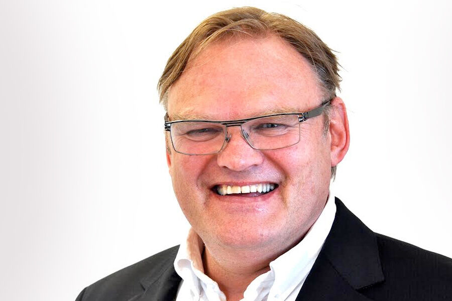 Jon Tveiten har vært ansatt i Norsk Energi i 30 år, hvorav de siste ni årene som administrerende direktør. 