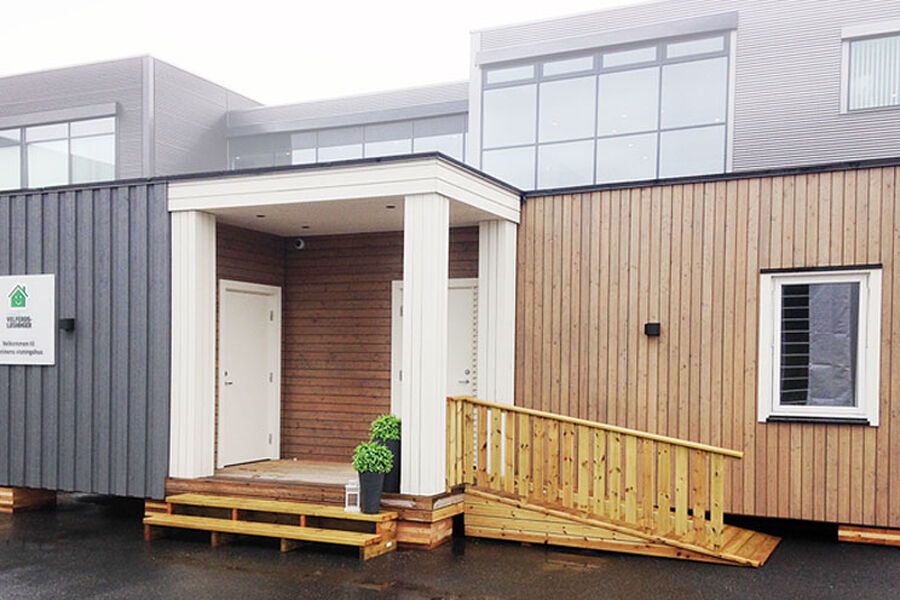 Onninen og Elfag har i samarbeid med utvalgte leverandører investert i et hus spekket med velferdsteknologiske løsninger, som nå står klart på Berger.  Besøkende vil kunne se løsninger fra blant annet Micro Matic, Geberit, Unilamp, Eaton og Oras Armatur.