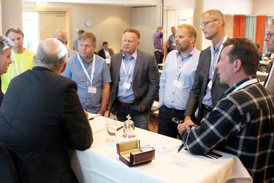 Styret diskuterer lovforslaget under RørNorges generalforsamling 2016. Foto: RørNorge.