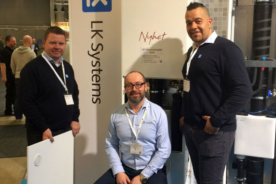 LK Systems Norge var på plass på Nordbygg sist uke.  Fra venstre, Lars-Petter Olsen, Daglig leder, Hugo Aasberg, Produktsjef, og Anthoni R. Dias, Salgssjef
