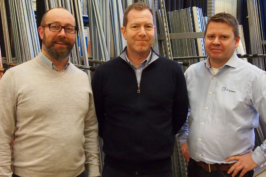 Fra venstre: Hugo Aasberg, Produktsjef LK, Ole Andreas Valnes, Produktsjef Varme BD og Lars-Petter Olsen, Daglig leder LK.
