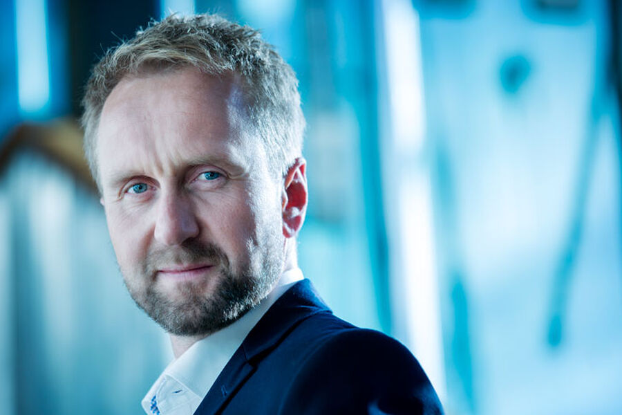 Administrerende direktør i Byggevareindustrien, Øyvind Skarholt blir ikke overrasket om det blir rekordbruk av våtromskabiner i år og neste år. Komplette baderomsløsninger øker igjen etter en liten nedgang i 2014 og deler av 2015.