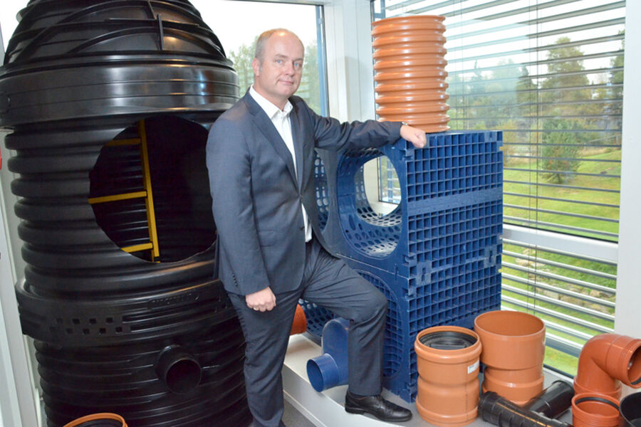 Plastrørsindustrien har gode løsninger innen overvann, drikkevann, avløp og kabelvern mener styrelederen i Nordisk Plastrørgruppe, Norge og administrerende direktør i Norsk Wavin, Tor Martin Garsjø. Foto: Odd Borgestrand