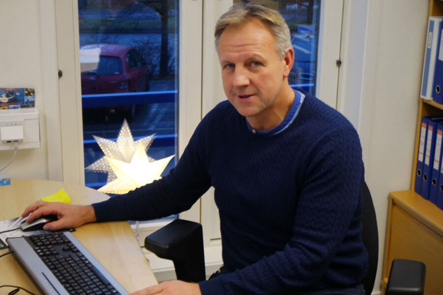 Daglig leder i Østlandske VVS, Helge Ranheim ønsker en mer engasjert bransje i spørsmålet om våtromsbokser.