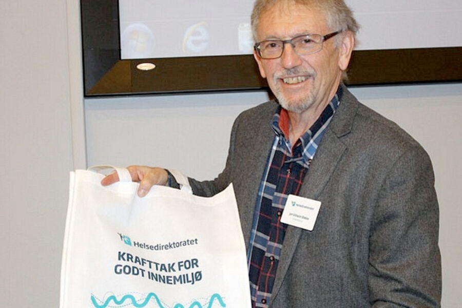 Overlege Jan Vilhelm Bakke hos Arbeidstilsynet reagerer på at det er for lite folus på regjeringens helsekonsekvensutredning. 