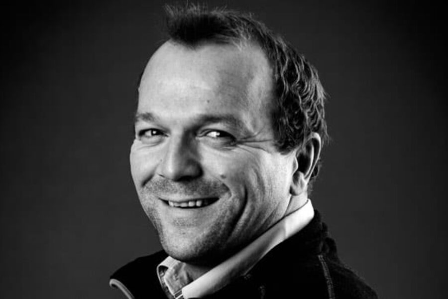 Denis Osmancevic er ansatt som selger hos Interfil AS