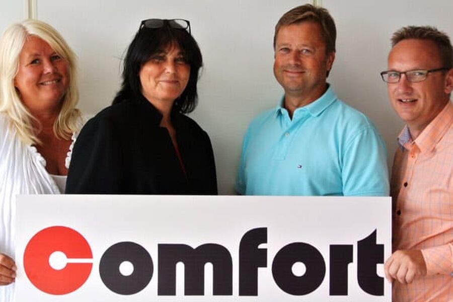 Ny samarbeidsavtale mellom Heidenreich og Comfort fører til at ledelsen i de to selskapene er fornøyde med situasjonen. Fra venstre: Markeds- og innkjøpssjef i Comfort, Kari Setsaas, administrerende direktør i Comfort, Inger Nerdrum, administrerende direktør i Heidenreich, Bård Samstad og regionssjef hos Heidenreich, Kai Johnsen. 