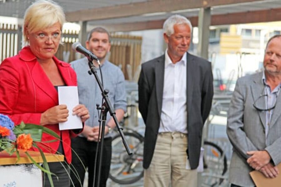 Kunnskapsminster Kristin Halvorsen, Lars Erik Alstad Aas (styreleder i SiT), Knut Solberg (adm.dir SiT) og Terje Bostad (Boligdirektør SiT).