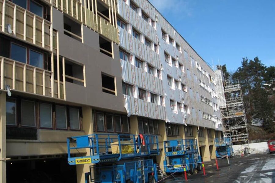 - Merkostnadene for energitiltakene er beregnet til ca. 7,5 millioner kroner. Om vi ser på det reduserte energibehovet og forventa energipriser gir det en tilbakebetalingstid på omtrent 10 år, sier Olav Rønningen, energi og miljørådgiver hos Kruse Smith Entreprenør.