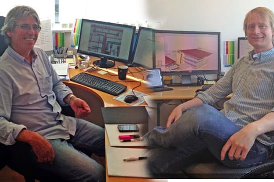 VVS Teknikk Møre har over tid gått fra en tradisjonell håndverkerbedrift til kunnskapsbedrift hvor engineeringen og løsningen, samt utførelsen ligger innad i bedriften.
- Dermed er vi der fra start til slutt og vi skal på den måten levere totaltekniske leveranser til våre kunder, sier daglig leder Roar Larsen t.v. og prosjektleder Marius Hagerup.  
