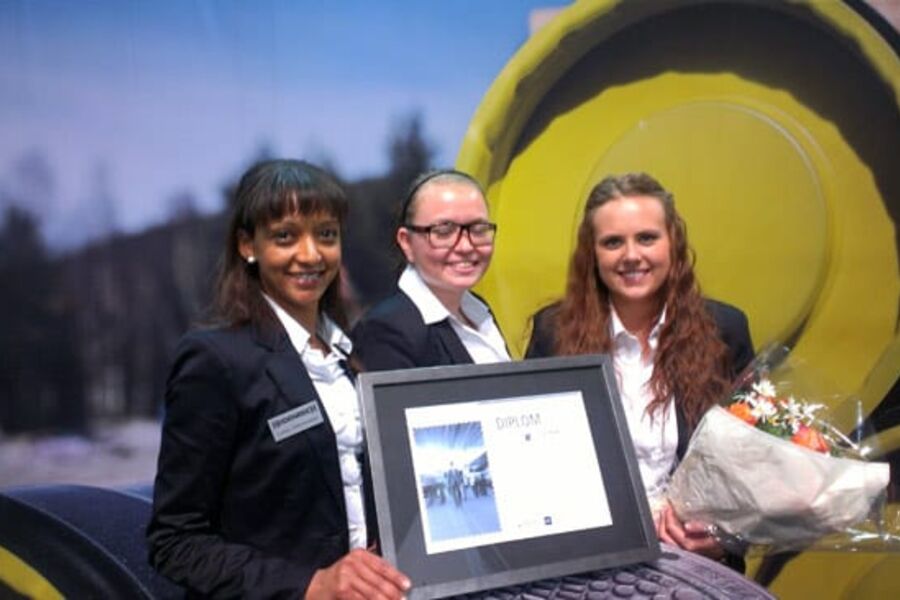 Heidenreich fikk prisen for beste stand. Blomster og diplom ble mottatt svært positivt og det var en takknemlig gjeng som kunne avslutte messen med et gledelig smil om munnen. 