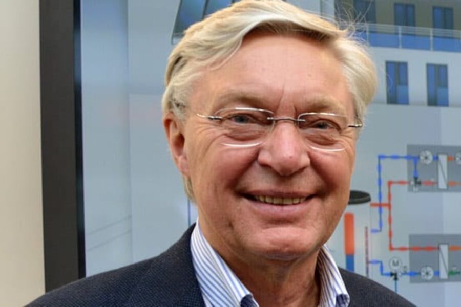 KRITISK: Sverre Haider synes folk skal fyre med bioolje, og har konvertert mange oljefyringsanlegg til miljøvennlig bioolje