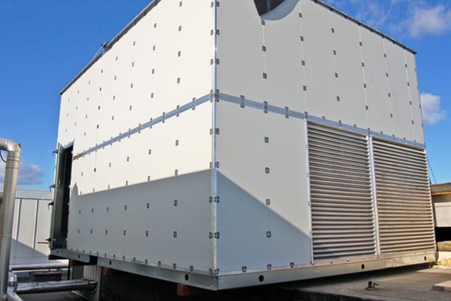 Her monteres en modul på Økern Torg i Oslo.