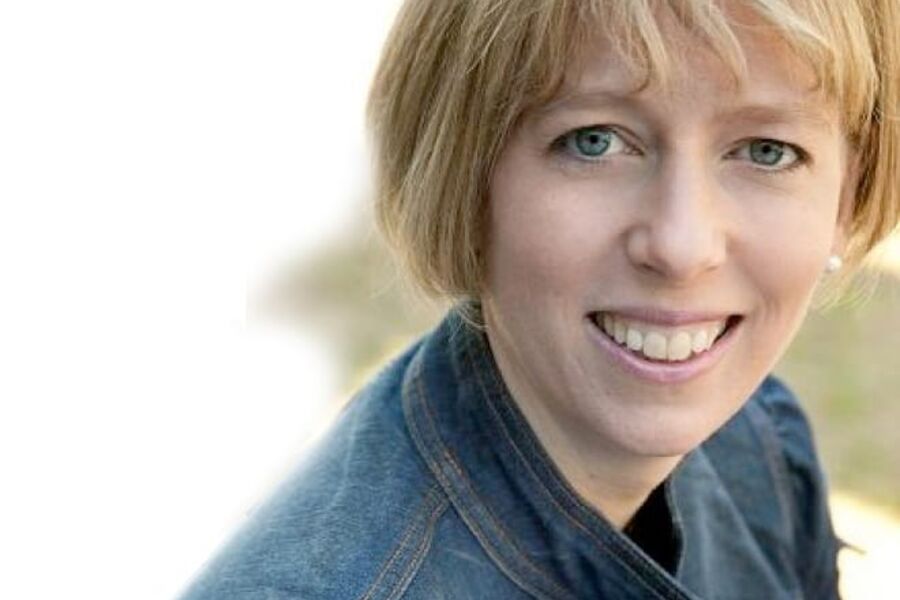 Prosjektleder Vivian Merløysund:  Vår oppsummering viser at vakuumisolasjon er et særdeles effektivt isolasjonsmateriale. Foto: SINTEF