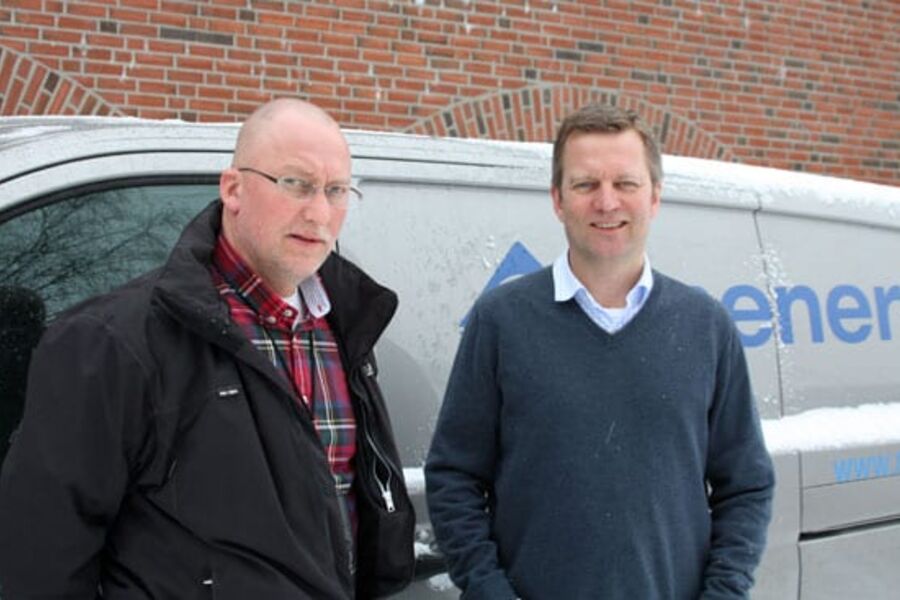 Prosjektleder Kyrre Magnus Tørhaug fra Holmen Maskinteknikk AS, og avdelingsleder Erik Thurmann-Nielsen i Menerga har samarbeidet lenge om leveranser av nye aggregater til Aker Kværner i Lier.