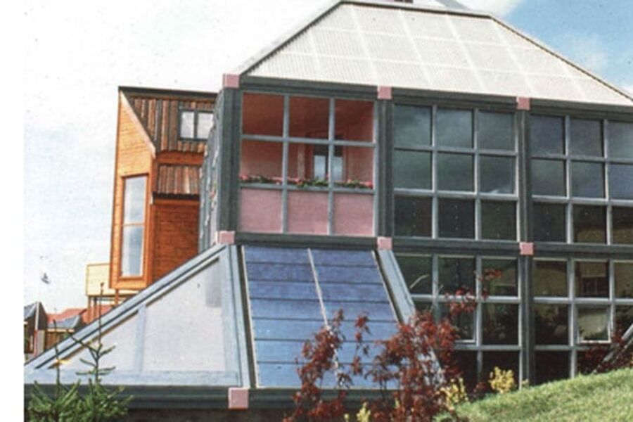 Det første energipositive bygget sto ferdig i 1988, i Stavanger. 