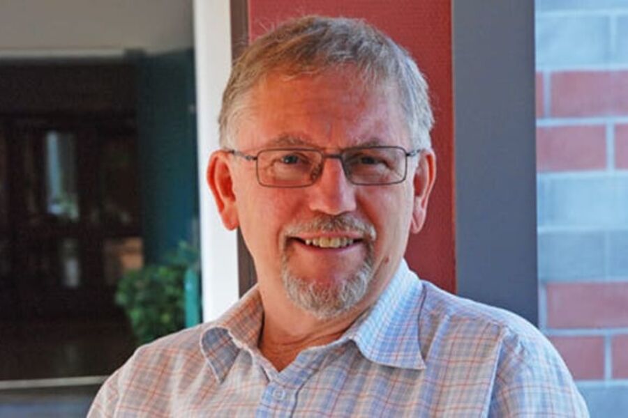 Overlege Jan Vilhelm Bakke som representerer Arbeidstilsynet mener det gir samfunnsøkonomiske konsekvensene med dårlig inneklima.