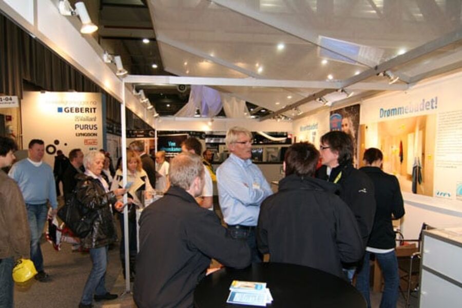 Full fart på FFV-stand B01-05. Med de nære, synergiskapende naboer VVP/NRL.