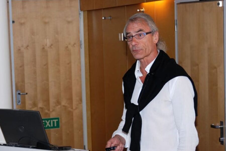 Siv.ingeniør Sigurd Hoelsbrekken, Byggesak Norge