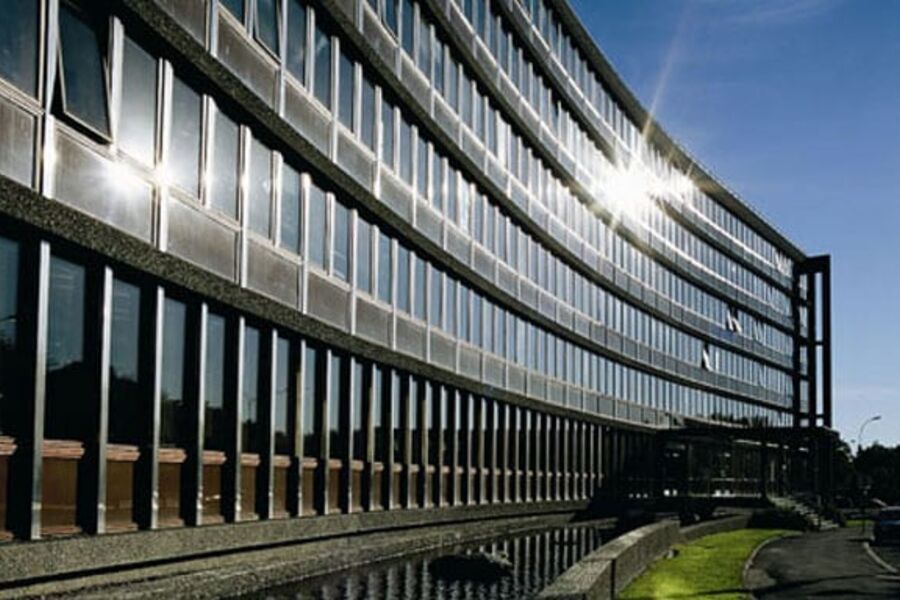 NVE-bygget er vernet men klarte energimerke B etter rehabiliteringen.