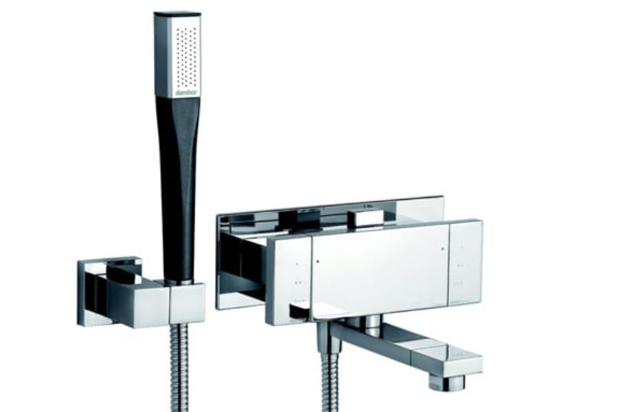 Den minimalistiske G-type takdusjen fra Damixa har et meget stilrent design.