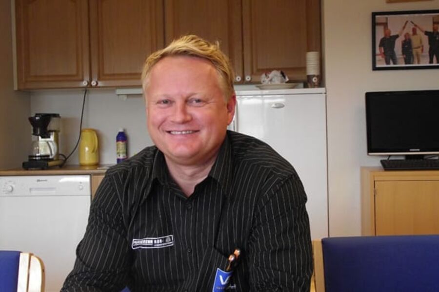  Vi påtar oss prosjekter i størrelsesorden opp til 20 millioner kroner, forteller Carsten S. Engh.