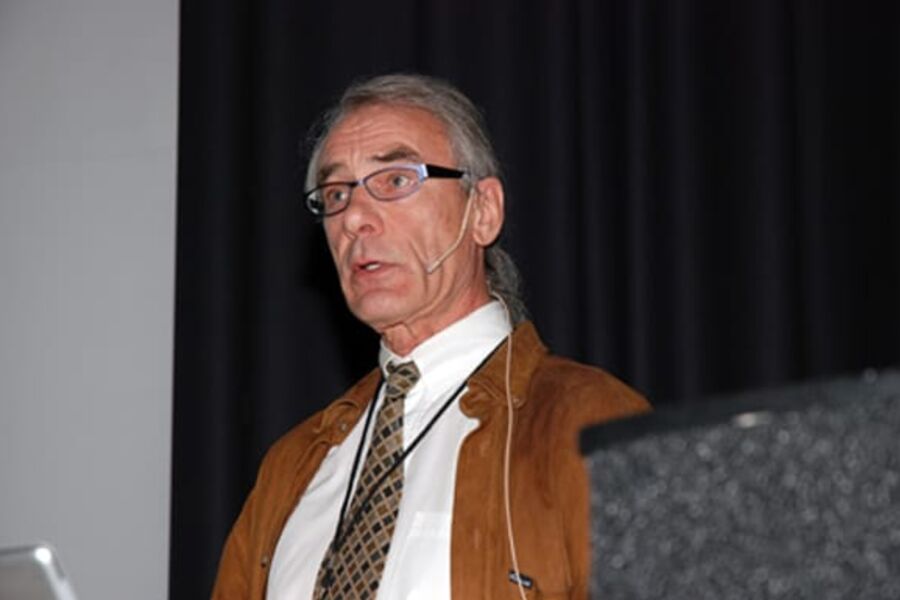 Det blir to veier man kan velge mellom for gjennomføring av kontroll. NS 8450  kontroll av prosjektering og utførelse av byggearbeider, og en beskrivelse i veiledningen til loven sier Sigurd Hoelsbrekken i BE.