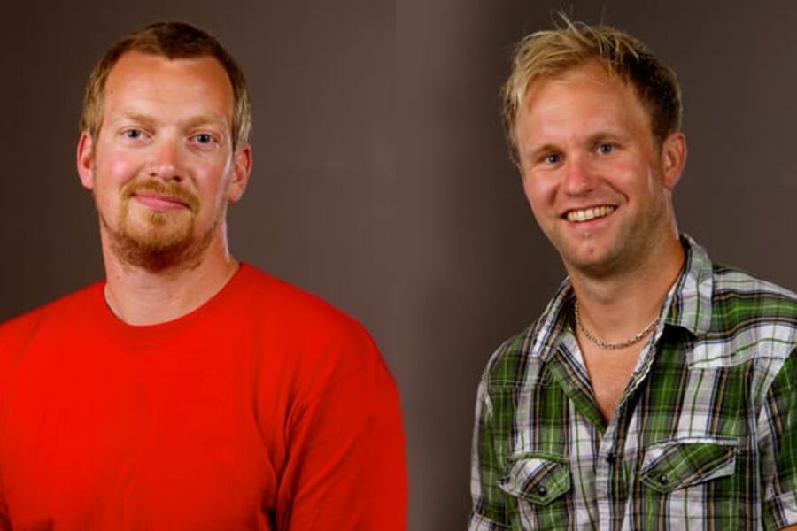 Lagersjef Björn Helge Hansen (til venstre) og driftssjef Simen Andresen.