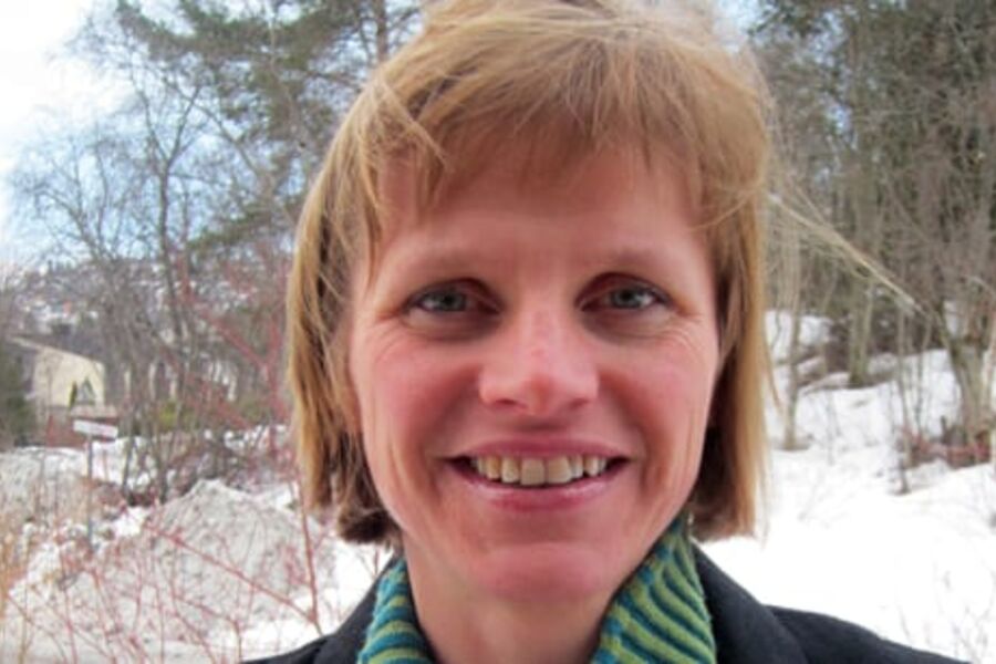 Forskningsleder Berit Time er sammen med Sverre Holøs og Kim Robert Lisø artikkelforfattere av den fagartikkelen om passivhus.