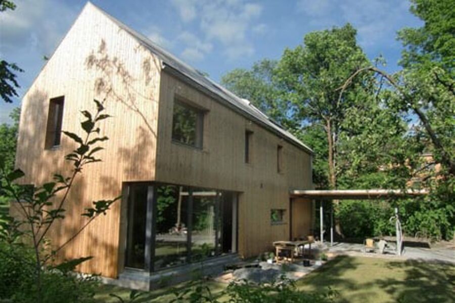 Rapporten presenterer en oversikt over det tekniske underlaget som er nødvendig for å innføre passivhusnivå som standard.