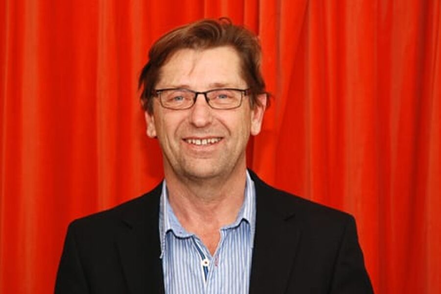  En viktig grunn til at alle organisasjonene innen feltet varmeteknisk kompetanse har gått sammen om et slikt kursopplegg, er myndighetenes ønsker som er nedfelt i TEK10, sier leder av NVF Svein Marienborg