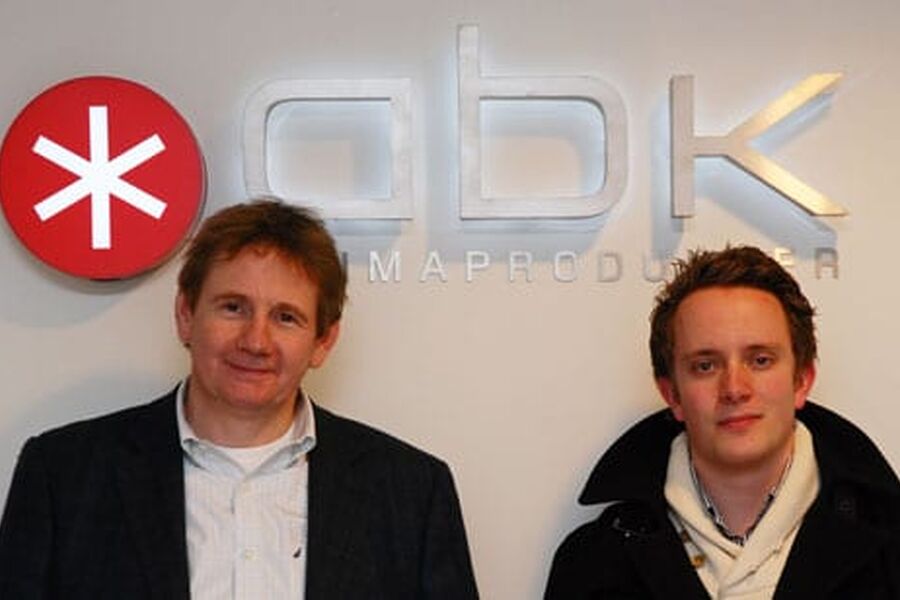 Daglig leder Daniel Kristensen og markedskoordinator Peter Brandt Kjelsen har grunn til å smile om dagen. Peter B.Kjelsen er siste mann på stammen i ABK Klimaprodukter AS. Han begynte i november sist år.