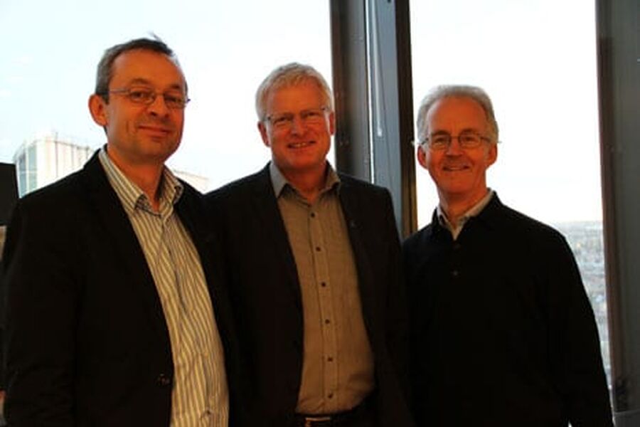 Fra venstre Entras prosjektsjef Jan Erik Øimoen og teknisk direktør Nils Fredrik Skau sammen med Erling Weydal fra Multiconsult som er organisator for Enova- prosjektet.