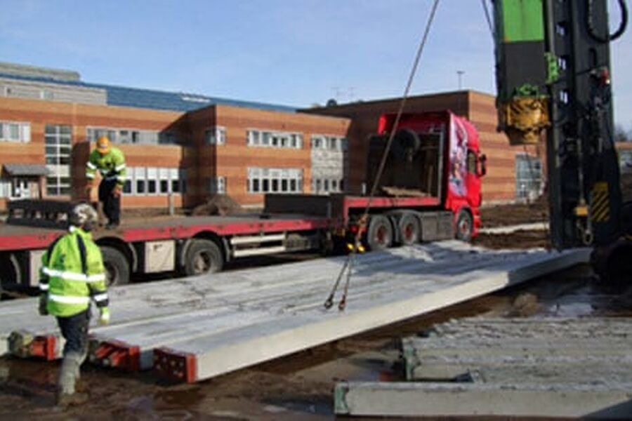 Det er i det nye næringsområdet på Bakkenteigen i Horten Oras er engasjert.