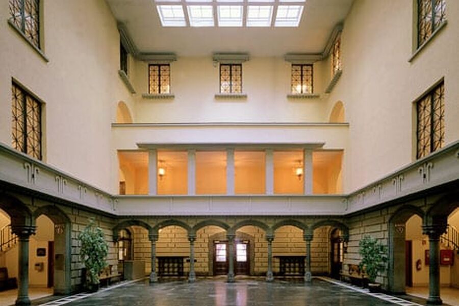 Det planlegges en rehabilitering/restaurering av Bergen tinghus for å tilpasse bygningen funksjonell drift av Bergen tingrett og Nordhordland tingrett.Foto: Jaro Hollan / Statsbygg.