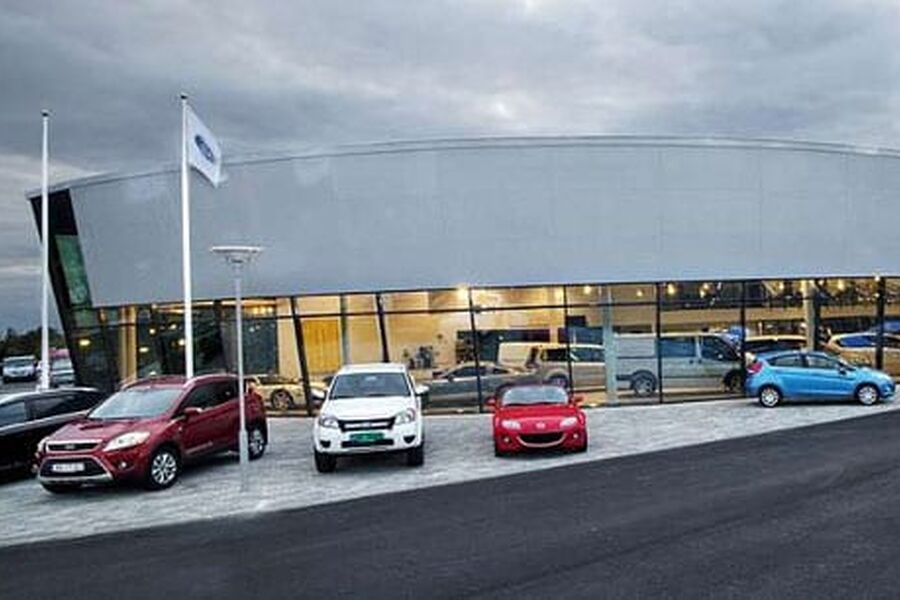 - Bilbygget som Kverneland Bil åpner på Jæren er bærekraftig og framtidsrettet. Bygget er i Energiklasse A, noe som er langt mer og bedre enn myndighetenes regelverk krever.