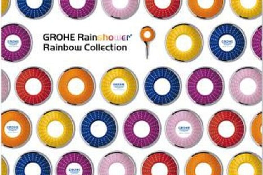 David Haines er født i 1960 og utdannet på Greenwich Universitetet i London. Fra 1989 til 1998 var han en del av ledelsen hos Mars, blandt annet som CEO og Vice President.