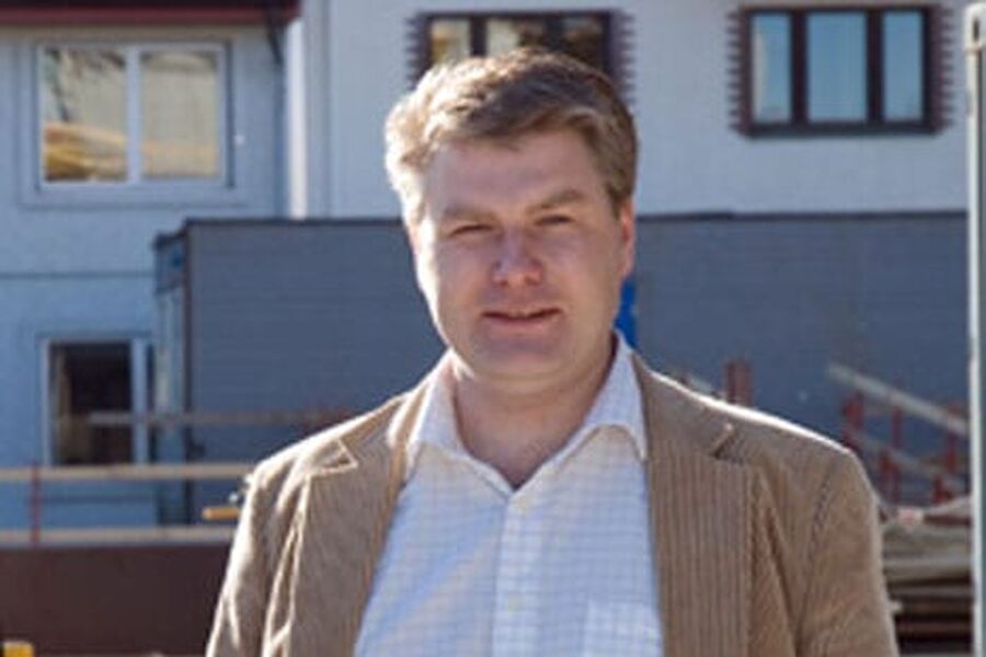 Svein Torgersen har vært involvert i varmepumpeprosjekter fra Longyearbyen i nord til Provence i sør og jobber for det meste med tekniske problemstillinger.