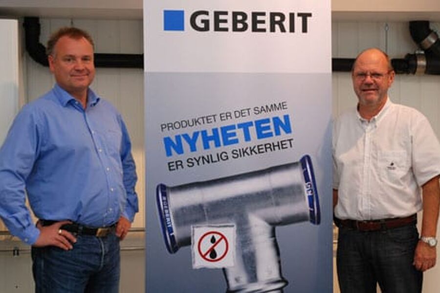 Bjørn Arve Sømhovd og Andreas Ingerud i Geberit er tilfredse med utviklingen om dagen. De ansetter 3 nye personer, og gjør en justering internt ved at Andreas nå kun skal ha ansvaret for oppfølging av grossister og storkunder.