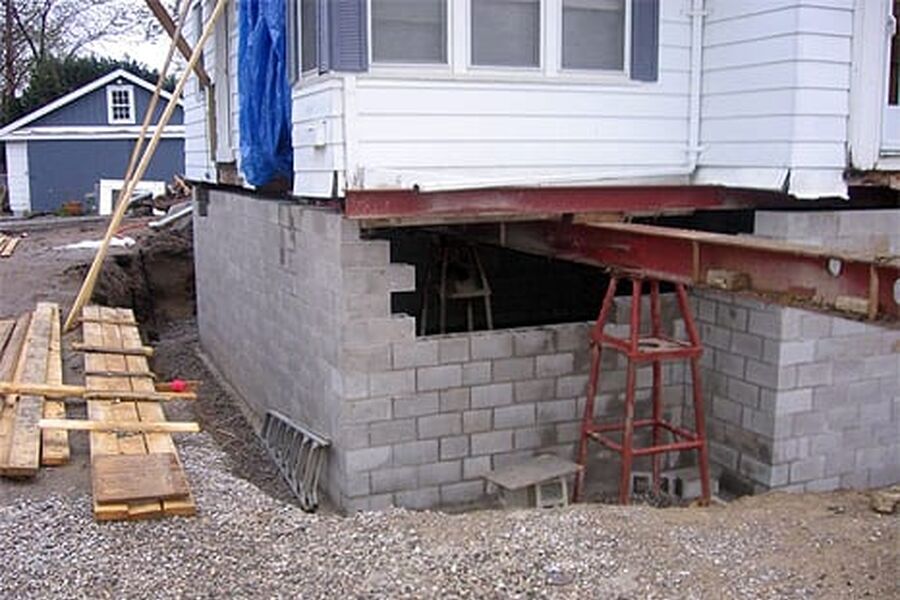 Fra 1. juli neste år skal uavhengig bygningskontroll sikre huseieren.